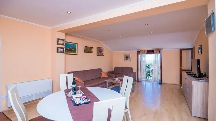 Apart Daire, 1 Yatak Odası, Balkon, Deniz Manzaralı