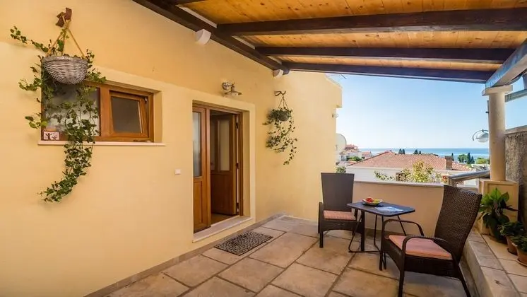 Apart Daire, 1 Yatak Odası, Teras, Deniz Manzaralı