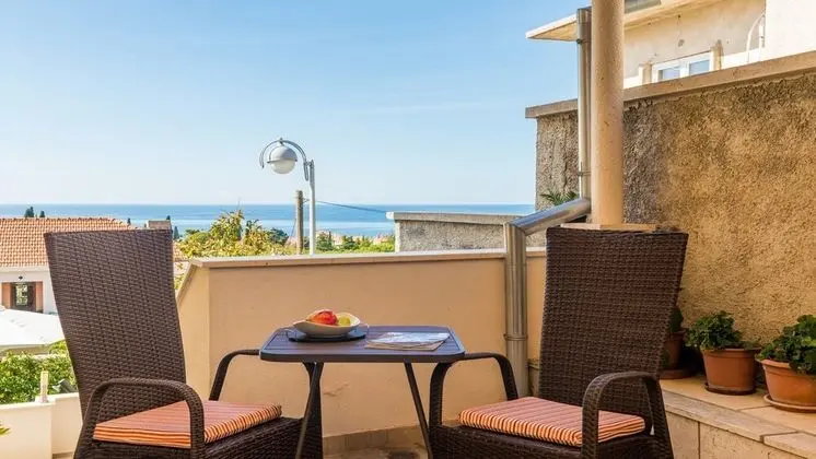 Apart Daire, 1 Yatak Odası, Teras, Deniz Manzaralı