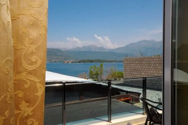 Executive Deluxe Apartment Sea View