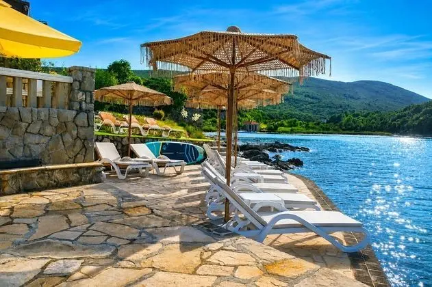 Executive Deluxe Apartment Sea View