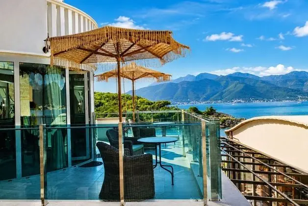 Executive Deluxe Apartment Sea View