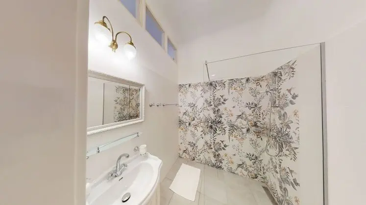 Deluxe Apart Daire (Suite 2+2 Centrum KM)