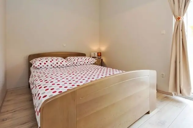 Apart Daire, 2 Yatak Odası (4)