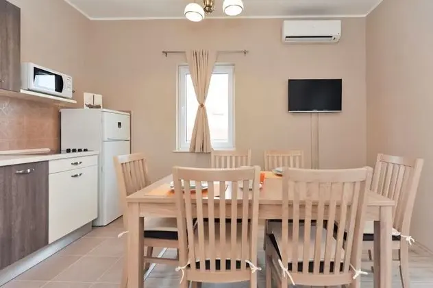 Apart Daire, 2 Yatak Odası (4)