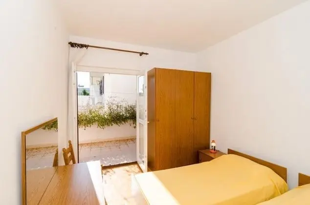 Apart Daire (Four-Bedroom Apartment)