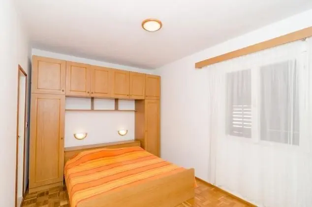 Apart Daire (Four-Bedroom Apartment)