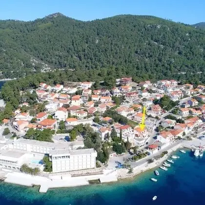 Apart Daire (Four-Bedroom Apartment)