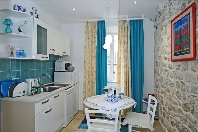 Stüdyo (Studio Apartment)