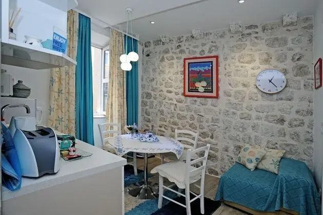 Stüdyo (Studio Apartment)