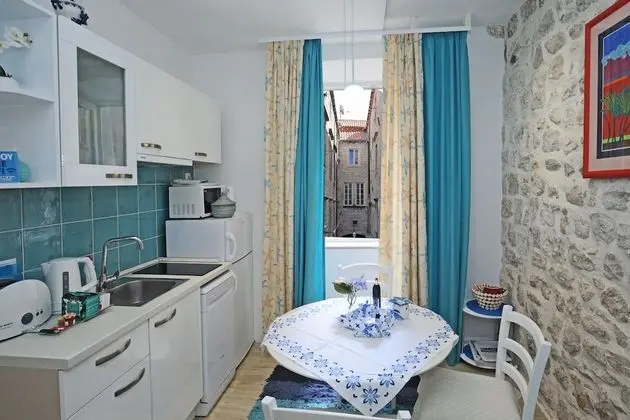 Stüdyo (Studio Apartment)