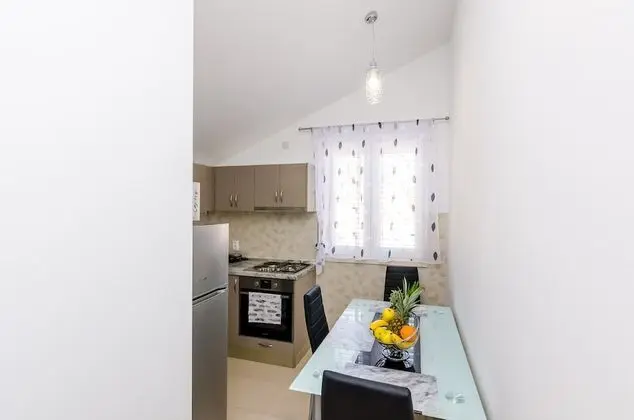 Apart Daire (One Bedroom Apartment with Balcony an)