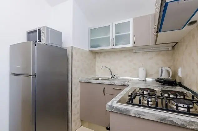 Apart Daire (One Bedroom Apartment with Balcony an)