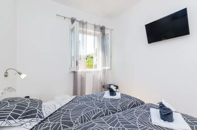 Apart Daire (Two Bedroom Apartment with Balcony an)