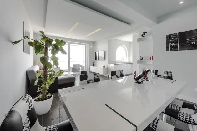 Apart Daire (Two Bedroom Apartment with Balcony an)