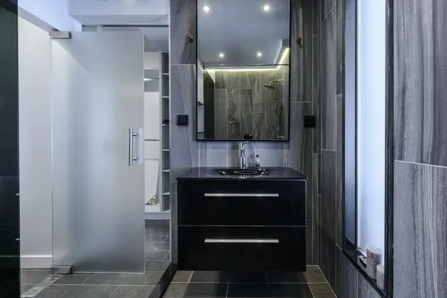 Apart Daire (Two Bedroom Apartment with Balcony an)