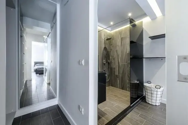 Apart Daire (Two Bedroom Apartment with Balcony an)