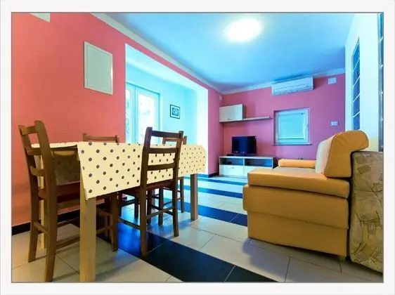 Apart Daire (Comfort One bedroom apartment with pa)
