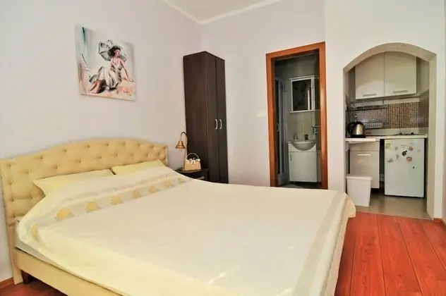 Stüdyo, Deniz Manzaralı