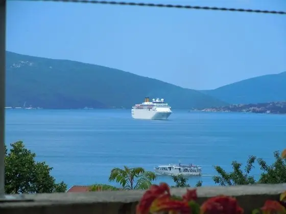 Stüdyo, Deniz Manzaralı