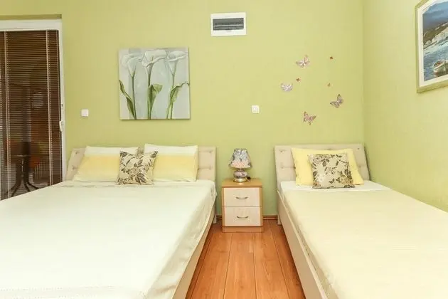 Stüdyo, Deniz Manzaralı (3 adults)