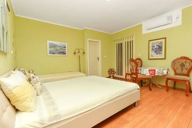 Stüdyo, Deniz Manzaralı (3 adults)
