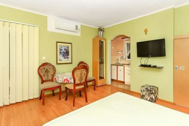 Stüdyo, Deniz Manzaralı (3 adults)