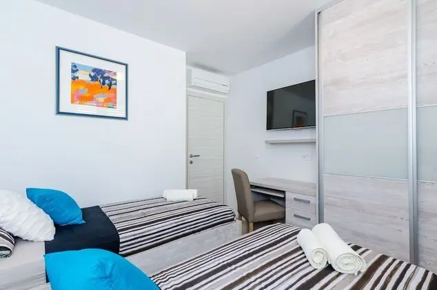 Apart Daire (Two Bedroom Apartment - 1 Veliki)