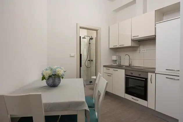 Classic Stüdyo, Deniz Manzaralı