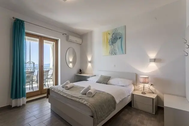 Classic Stüdyo, Deniz Manzaralı