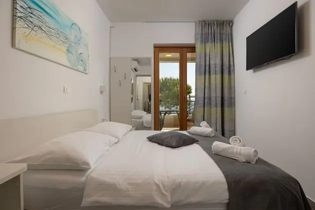 Romantic Stüdyo, Deniz Manzaralı (2 persons)