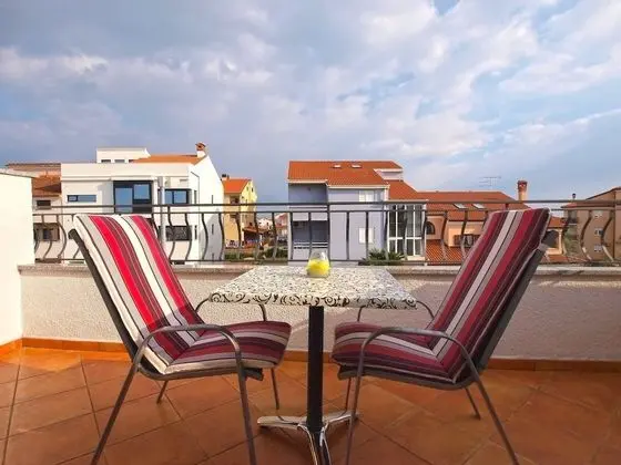 Apart Daire, 1 Yatak Odası (1048/3910)