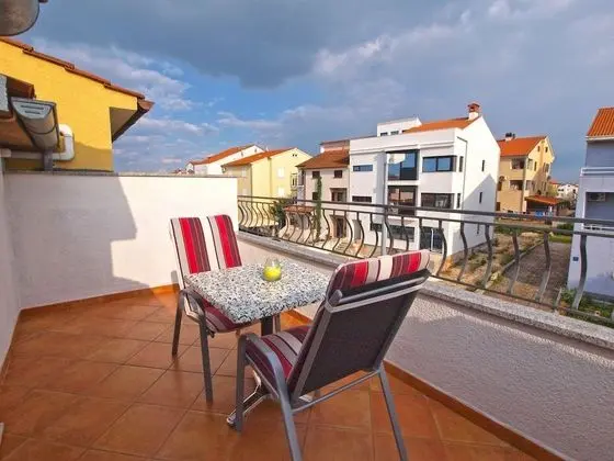 Apart Daire, 1 Yatak Odası (1048/3910)