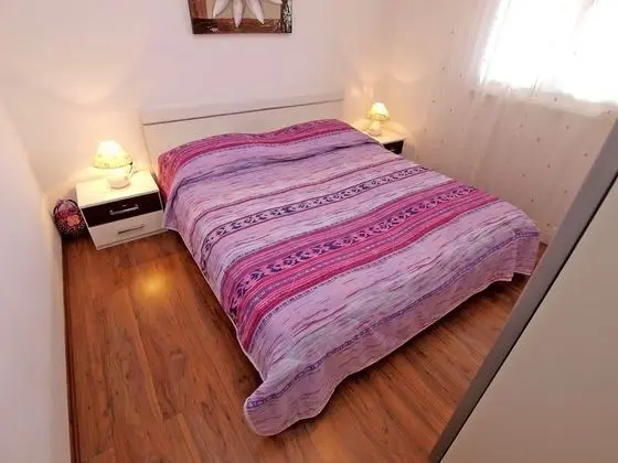 Apart Daire, 2 Yatak Odası (1048/3908)