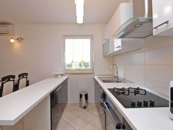 Apart Daire, 2 Yatak Odası (1048/3908)