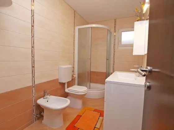 Apart Daire, 2 Yatak Odası (1048/3908)