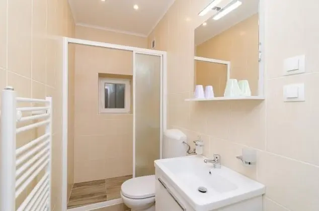 Apart Daire (One-Bedroom Apartment -Lara)