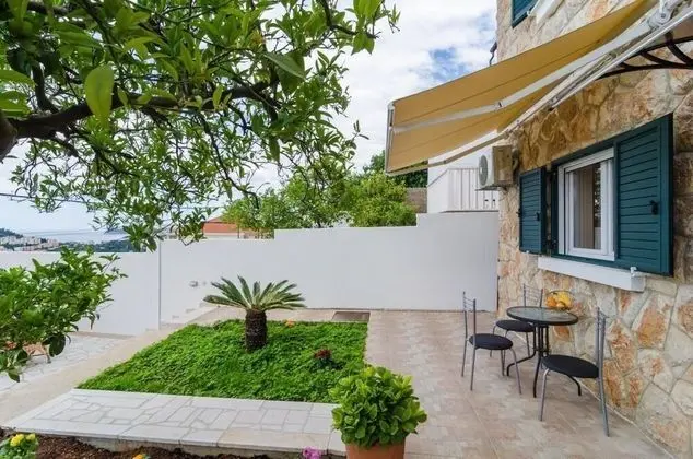 Apart Daire (One-Bedroom Apartment -Lara)