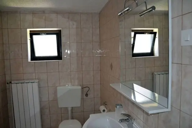 Apart Daire, Zemin Kat