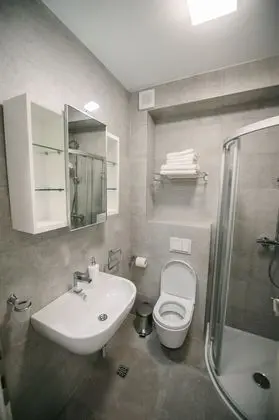 Apart Daire (Leone  Ostojic 2)