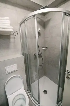 Apart Daire (Leone  Ostojic 2)