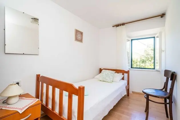 Apart Daire (Three-Bedroom Apartment)