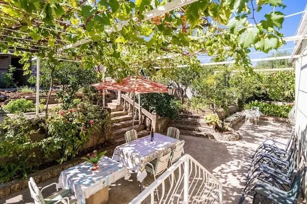 Apart Daire (Three-Bedroom Apartment)