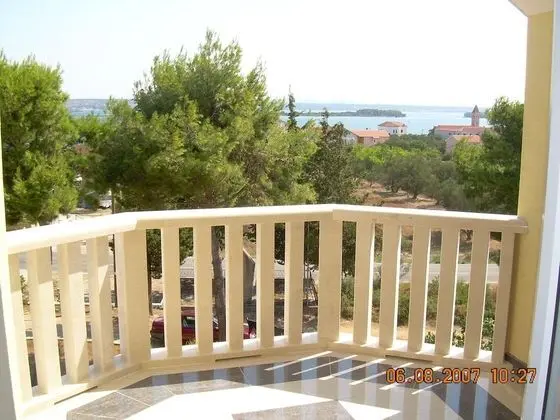Apart Daire, Deniz Manzaralı