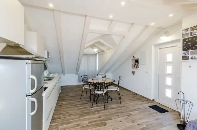 Apart Daire, 2 Yatak Odası, Balkon, Deniz Manzaralı