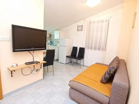 Apart Daire, 1 Yatak Odası (1390/13115)