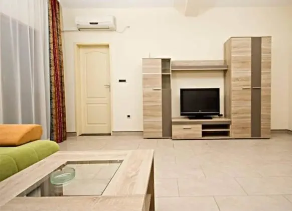 Apart Daire, 1 Yatak Odası, Balkon, Kısmi Deniz Manzaralı