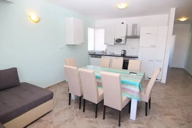 A3; 2 bedrooms & 2 bathrooms apartment