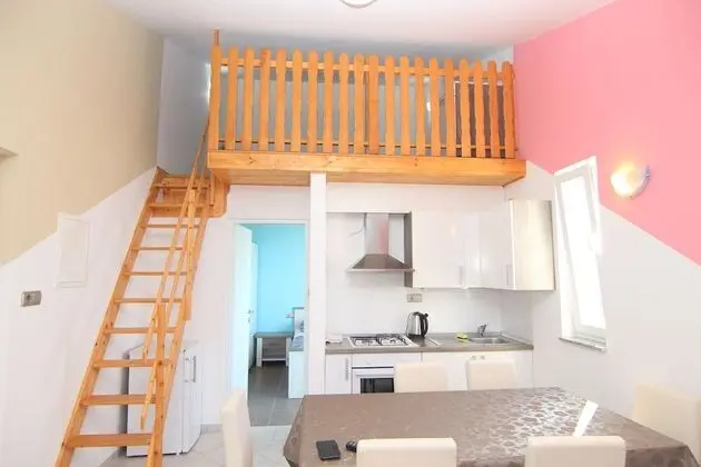 A6. One bedroom apartment 2+2