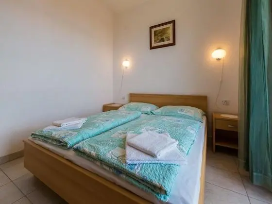 Apart Daire, 2 Yatak Odası (2)